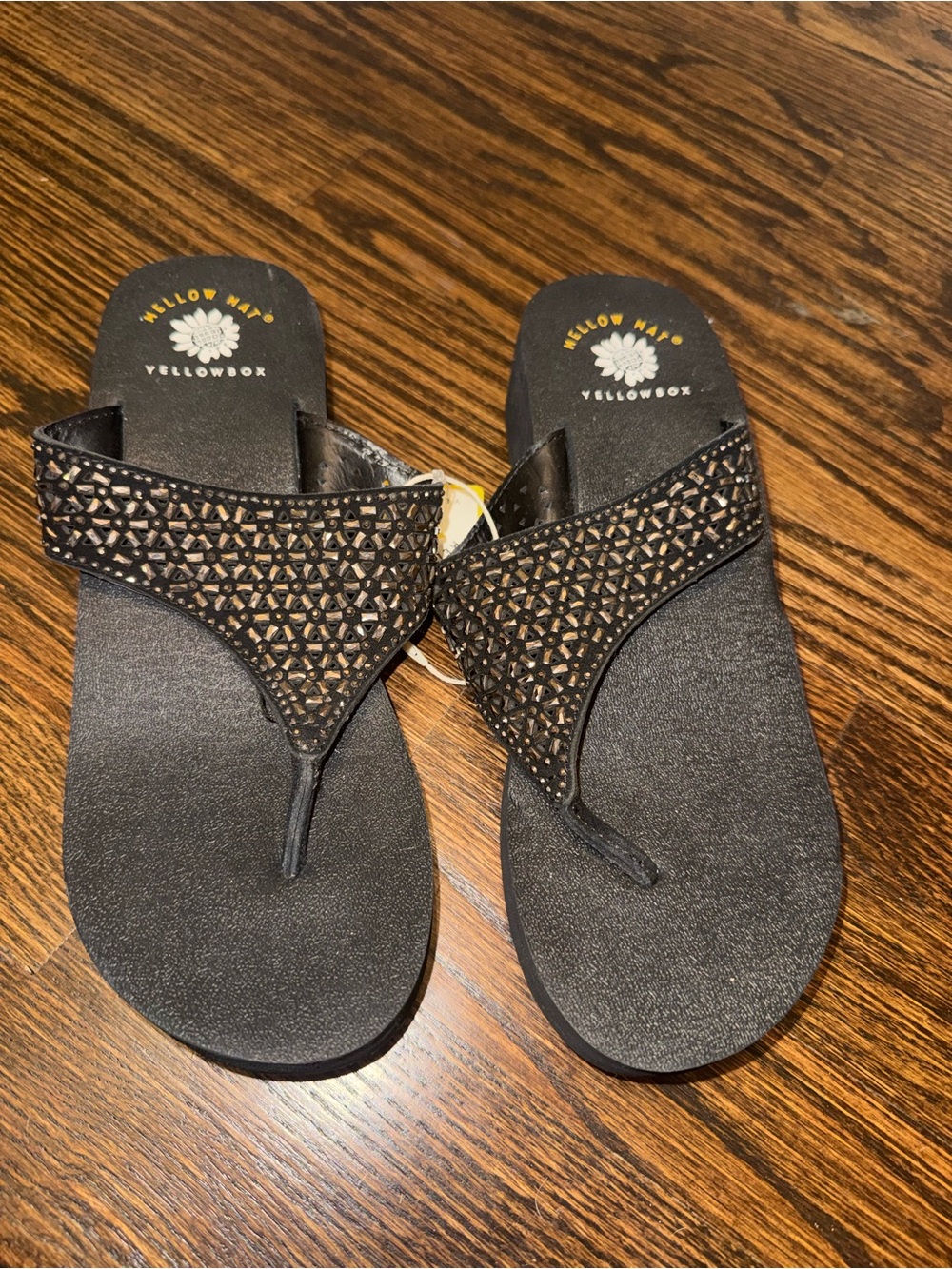 Yellow Box Black Embellished Thong Sandals GLAM Sz 10